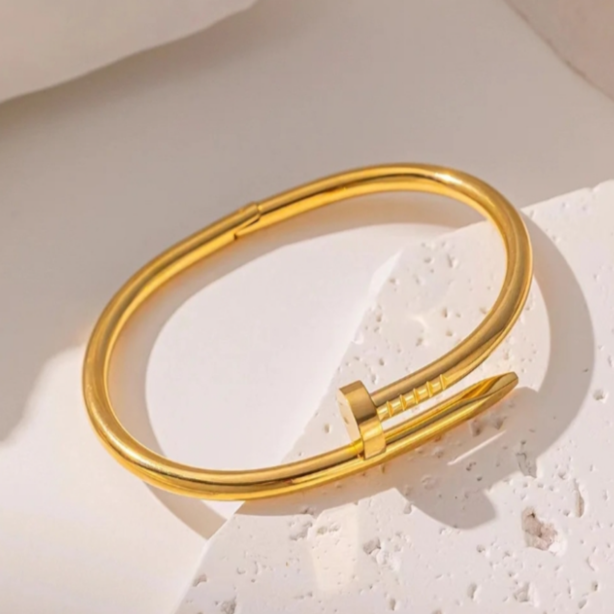 Nail Hand cuff