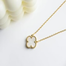 Clover Pendant