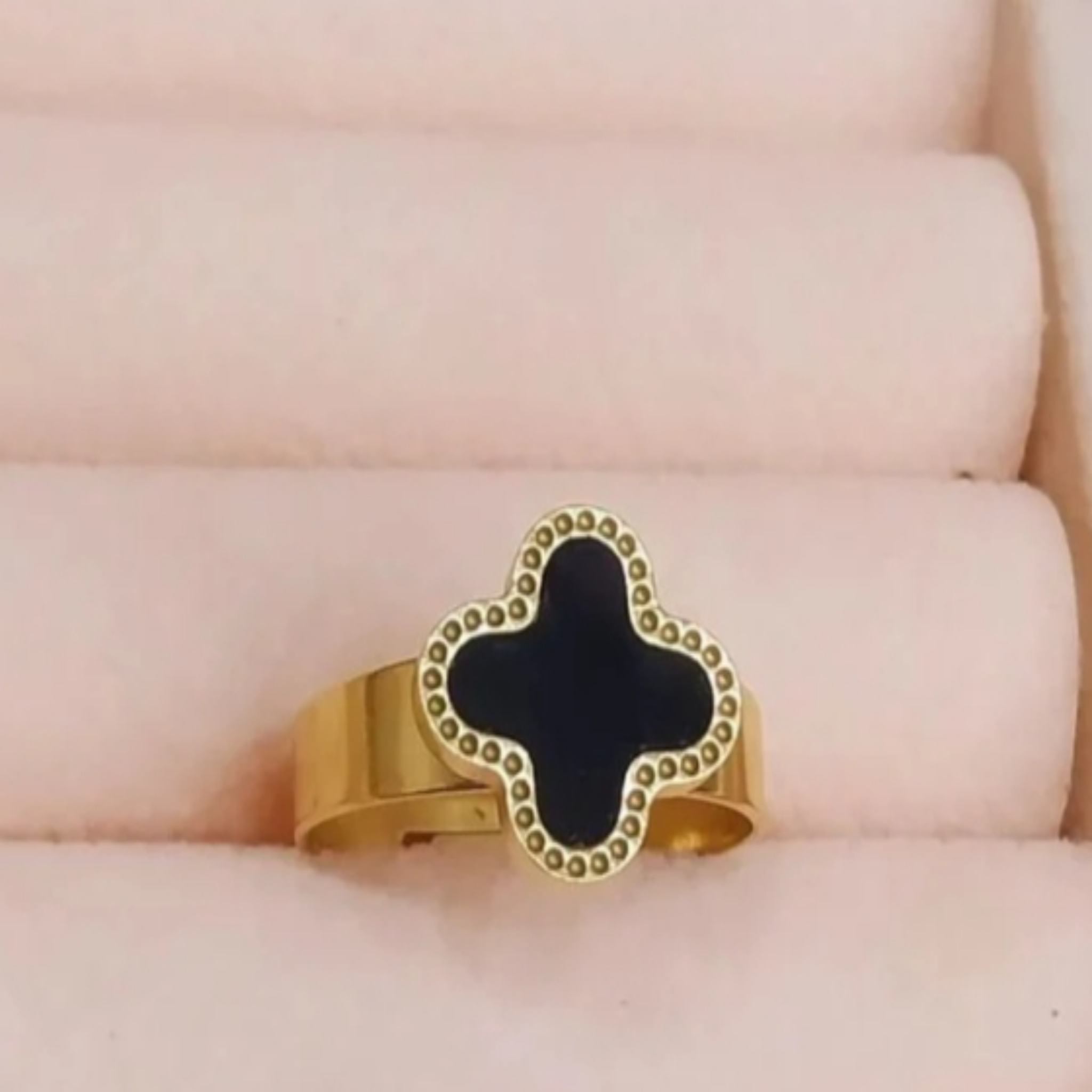 Black Clover Ring